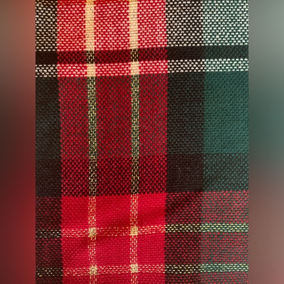 NWT Bardwil 6-Piece Set: Fabric Napkins, Plaid Green/Red/Gold Metallic 17x17” - Picture 5 of 8